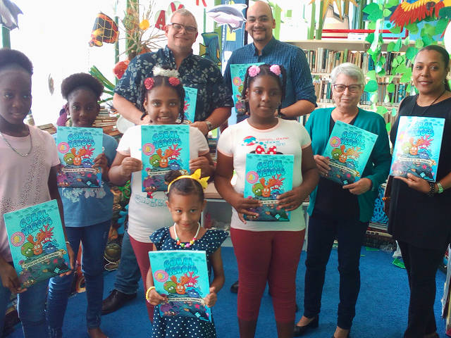 Coral Heroes launch on Curacao with our partners at Carmabi (Carmabi Education)